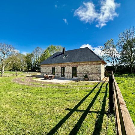 Une Maison D'Hotes Alliant Charme Et Confort Saint-Pierre-du-Val Eksteriør bilde